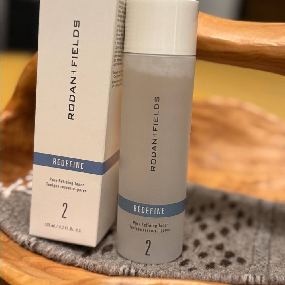 Rodan + Fields REDEFINE Toner - White and Blue
